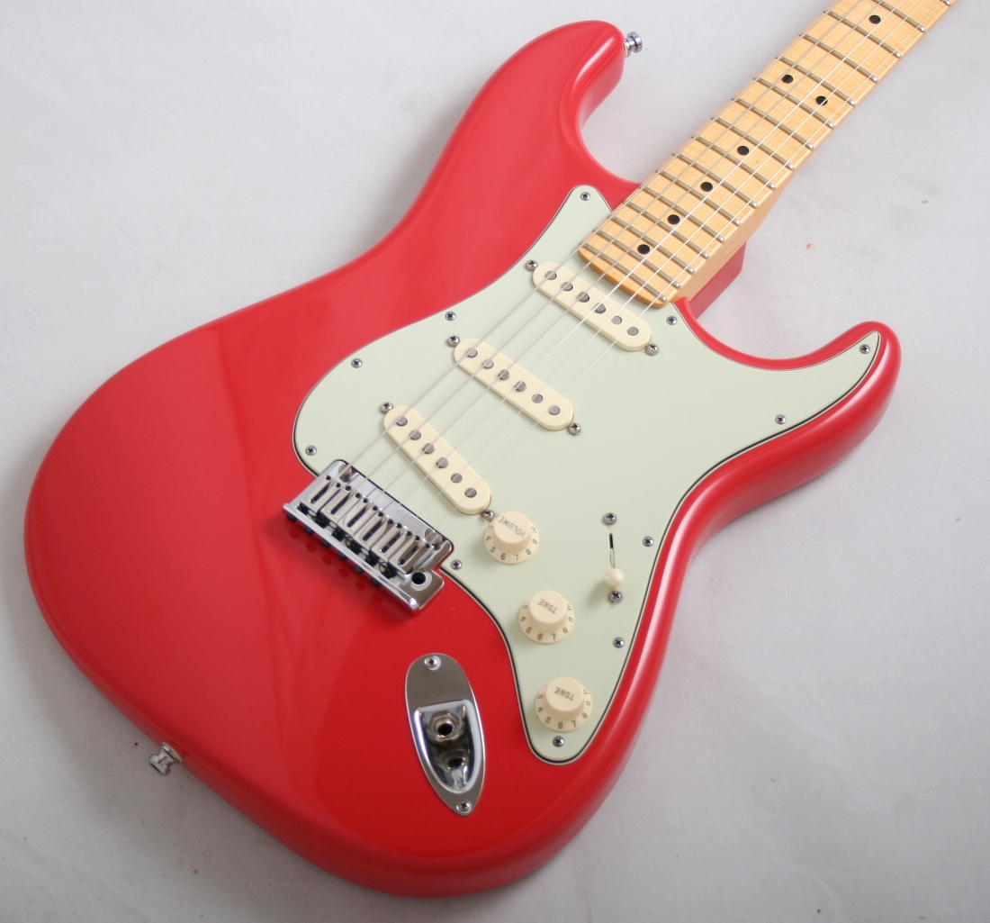 Fender Custom Shop Custom Deluxe Stratocaster (Fiesta Red, Maple)