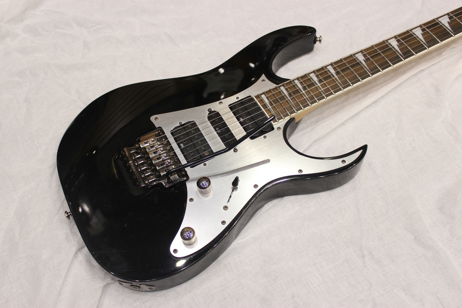 Ibanez RG350EX-BK (Black) Pre-Owned Electric Guitars