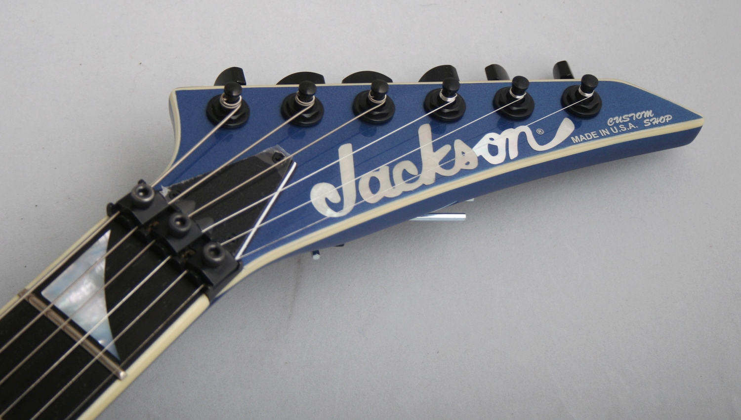 Jackson USA Custom Shop SL2H Soloist (Metallic Blue, Abalone)