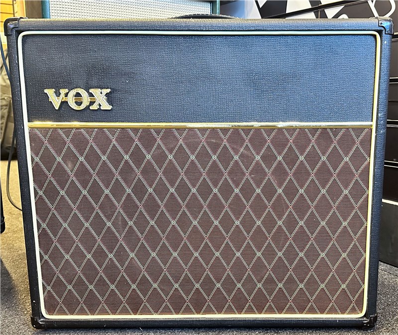 Vox ac30 store valve amp